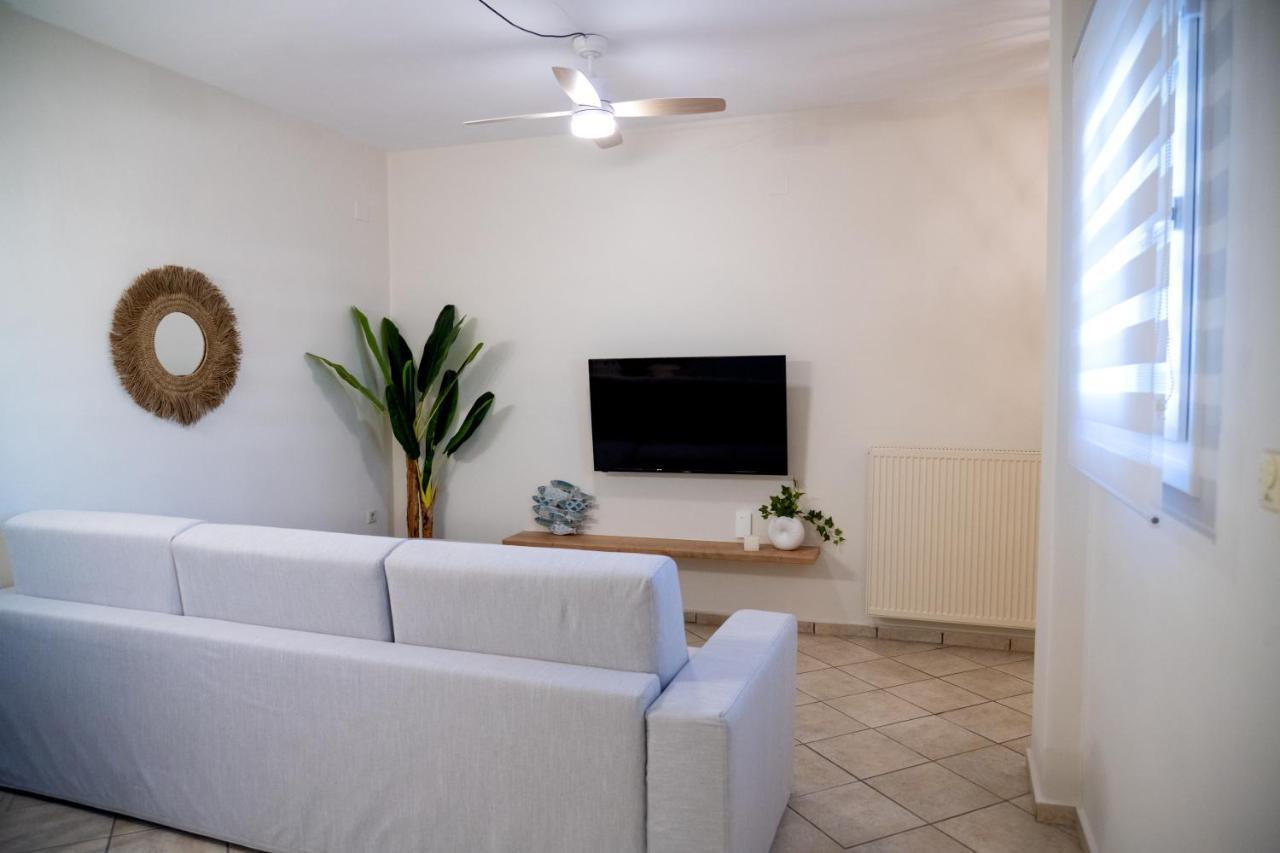 Aegean Crown Apartment Azolimnos Exterior photo